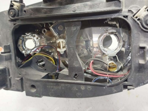 Fiat Albea Palio Sağ Ön Far 51754471 ORJ. [Ayak Hasarlı] CP (GE120)