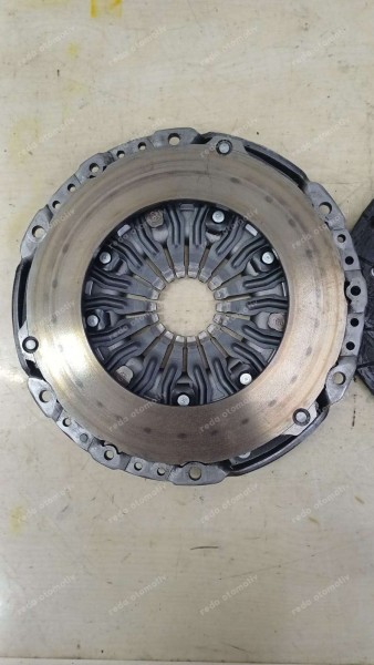 Hyundai Elantra Tucson Debriyaj Baskı Balata 4130032550 YP (IC-120)