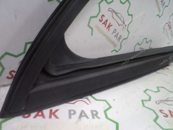 Renault Taliant Jogger Sağ Ön Kapı Cam Fitili Orjinal 803301377R SP YP (JE-120)