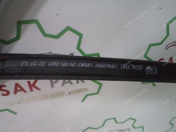 Renault Taliant Jogger Sağ Ön Kapı Cam Fitili Orjinal 803301377R SP YP (JE-120)