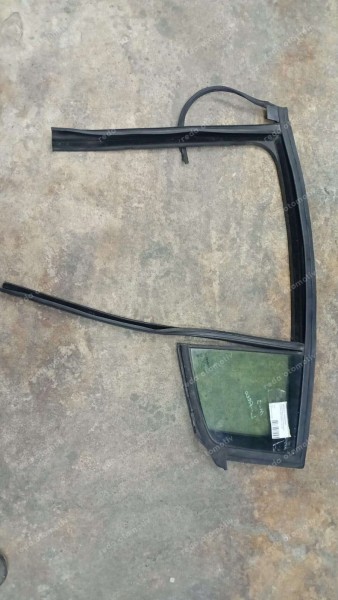 Renault Megane 3 Sol Arka Kelebek Cam/Fitili  822210016R CP (JE-120)