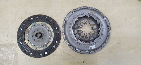 Renault Megane 4 Clio Kadjar Duster Euro 6 Debriyaj Seti 302054477R SP YP (IC-120)