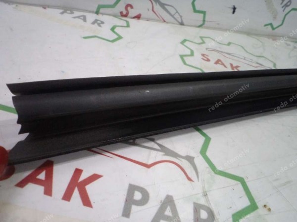 Dacia Jogger Sağ Ön Cam İç Sıyırıcı Fitili Orj 803301943R CP (JD-120)