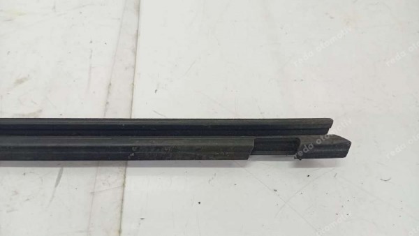 Renault R19 Sağ Arka Kapı Cam İç Fitili 7702253360 CP (JD-120)