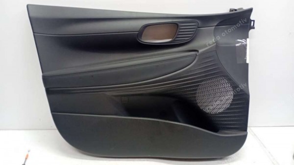 Hyundai Bayon Sol Ön Kapı Döemesi (Işıklı) 82301-Q0030NNB SP YP (FF-120)