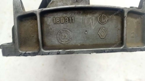 Renault Clio 1.4 Külbütör Kapağı 180311 CP (CA-120)