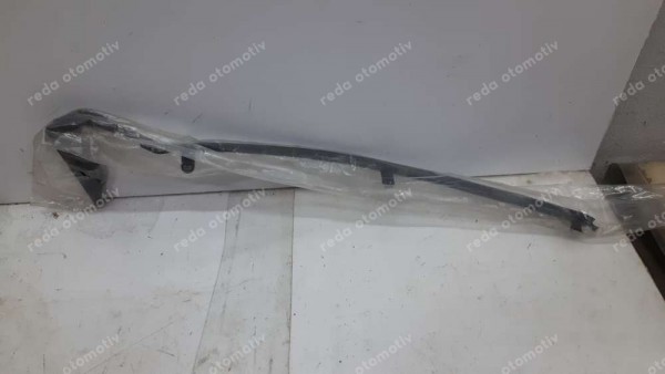 Renault Megane 4 Sağ Ön Arka Kapı Ara Fitili 828309186R YP (F1-)