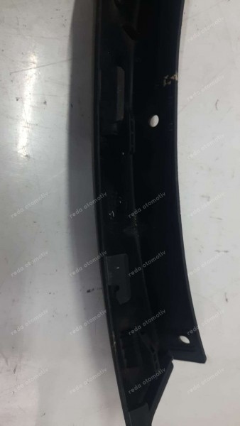 Dacia Logan Sandero Sol Ön Çamurluk Uç Bandı 8200577913 HP CP (CB-120)