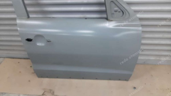 Hyundai Santa Fe Sağ Ön Kapı 76004-2B030 YP (İC-110)