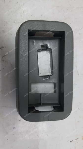 Renault Kangoo 2 Arka Bagaj Lamba Yuvası 8200084429 YP (FB-122)