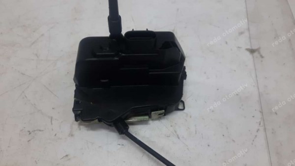 Renault Laguna Sol Arka Kapı Kilidi Amb. 000657/Z98 YP (EE-125)