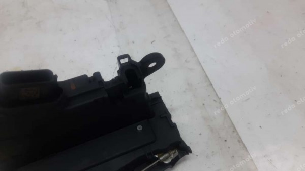 Renault Fluence Sağ Arka Kapı Kilidi Amb 825029306R HP YP (EE-125)