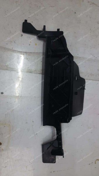 Renault Laguna 2 Radyatör Deflektörü 8200487869 YP (EA-110)