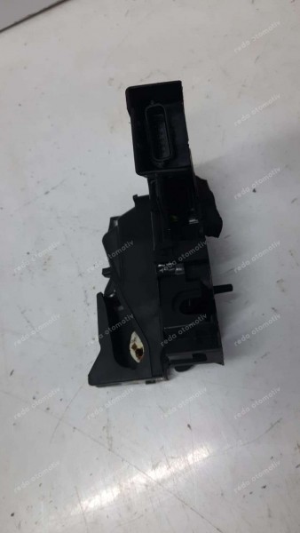 Renault Megane 4 Sağ Arka Kapı Kilidi Amb 825028903R YP (EE-126)