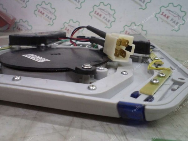 Mercedes Man Tavan Okuma Lambası Havalandırma Panjuru CP (FB-123)