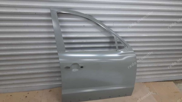 Hyundai Santa Fe Ön Sağ Kapı Sacı 76121-2B030 YP (FE-110)