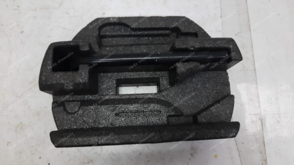 Ford Fiesta 09/12 Kriko Takımı 8V21-17009 AB AM51-17035 AB (Eksik Parça) YP (AF-120)