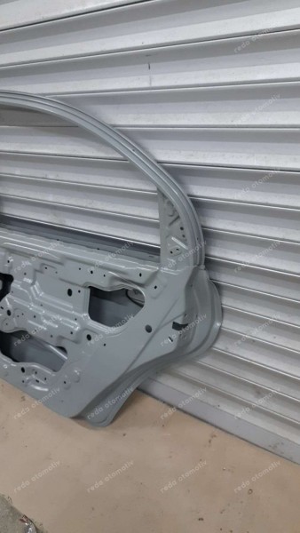 Hyundai Sonata Sağ Arka Kapı 77004-38110 YP (FD-110)