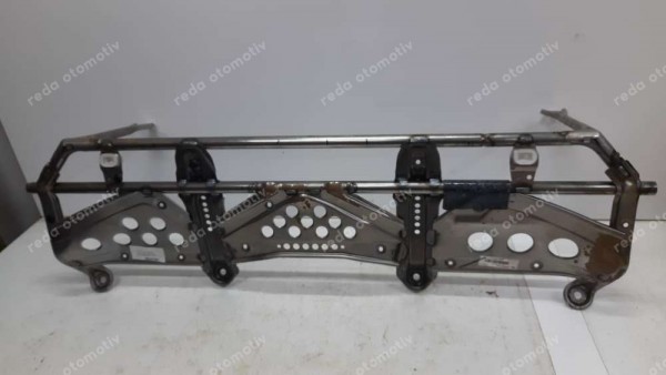 Toyota Yaris Hybrid Topido Göğüs Demiri CP (AF-109)