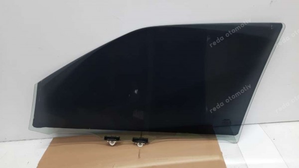 Toyota Yaris Croos Sağ Ön Kapı Camı CP (MA-140)