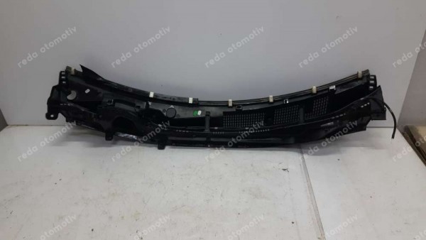 Toyota Yaris Hybrid Ön Cam Izgarası 55781-K0020 CP (GD-120)