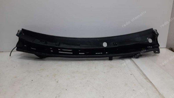Toyota Yaris Hybrid Ön Cam Izgarası 55781-K0020 CP (GD-120)