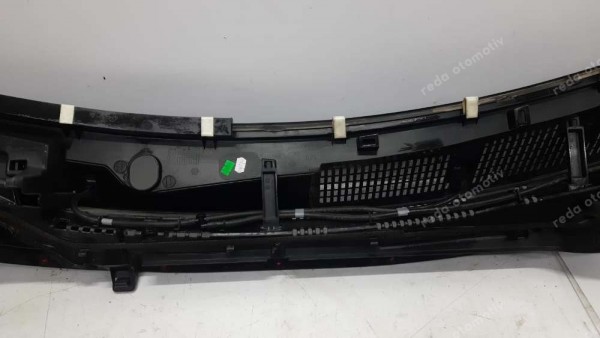 Toyota Yaris Hybrid Ön Cam Izgarası 55781-K0020 CP (GD-120)