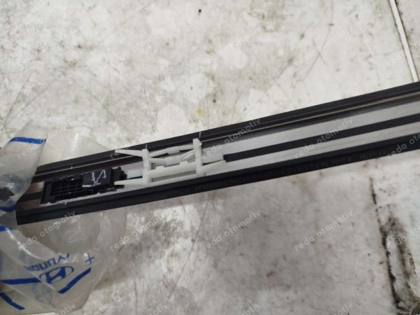 Hyundai İ20 Sol Tavan Oluk Üst Çıtası 87230-C8500 YP HP (İH150)