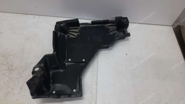 Toyota Yaris Hybrid Arka Alt Koruma Trim 57628-K0010 CP (GC-110)
