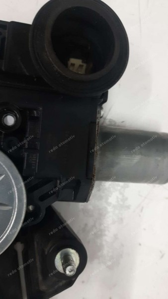 Toyota Yaris Croos Sağ Arka Cam Krikosu 85710-0D550 CP (DF-110)