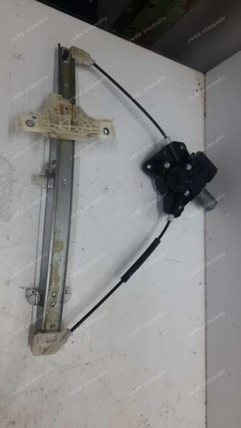 Toyota Yaris Croos Sol Arka Cam Krikosu 85720-0D560 CP (DF-110)