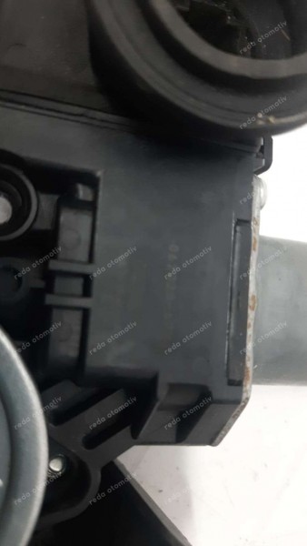 Toyota Yaris Croos Sağ Ön Cam Krikosu 85710-0D540 CP (DF-110)