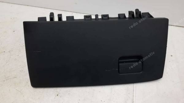 Toyota Yaris Croos Torpido Gözü Kapağı  55550-K0030 55552-K0030 HP CP (BB-120)