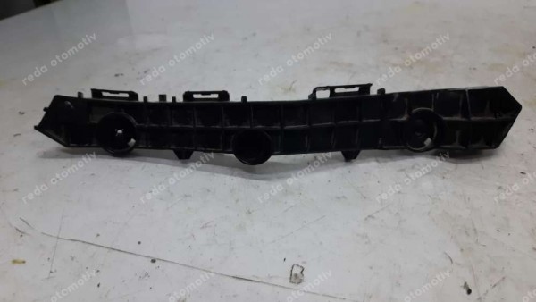 Toyota Yaris Hybrid Arka Tampon Braketi Sağ 52575-0D470 CP (BA-110)
