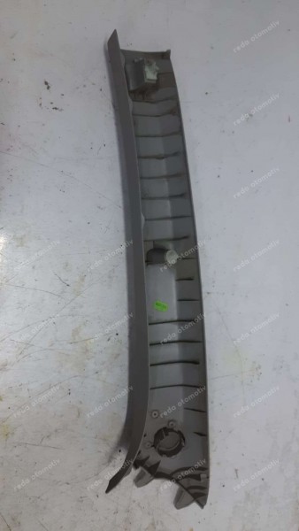 Toyota Yaris Hybrid Croos Ön Sağ Üst Trim 62211-0DB30 CP (EA-110)