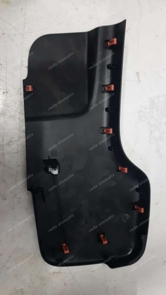 Toyota Yaris Croos İç Trim Sol 58912-K0020 CP (EA-110)