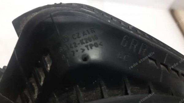 Toyota Yaris Hybrid Sağ Arka Kapı Cam Fitili 68142-K0010 CP (F3)