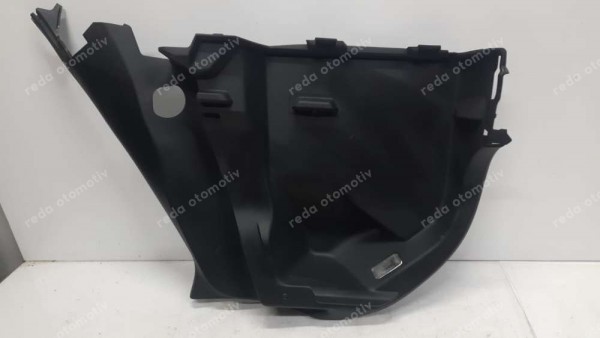 Toyota Yaris Hybrid Sol Bagaj Kaplaması 64740-K0070 CP (GD-140)