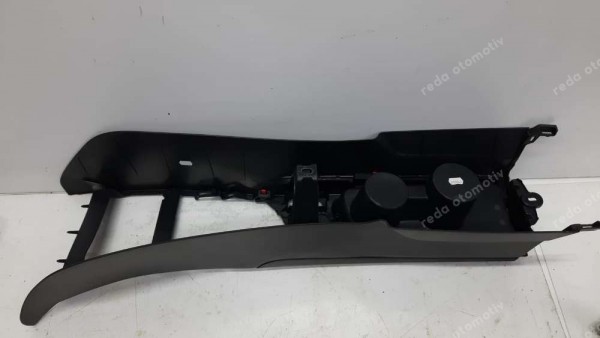 Toyota Yaris Croos Orta Konsol 58910-K0030 HP CP (KB-110)