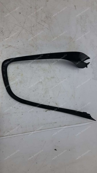 Toyota Yaris Hybrid Orta Konsol Çerçeve 58810-0D260 CP (KD-120)