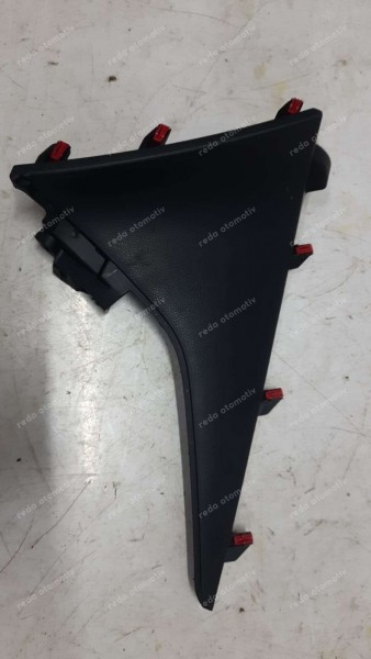 Toyota Yaris Hybrid Orta Konsol Trim 58810-0D260 CP (KD-120)
