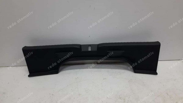 Toyota Yaris Hybrid Bagaj Kaplaması Trim 64716-K0030 CP (GD-120)