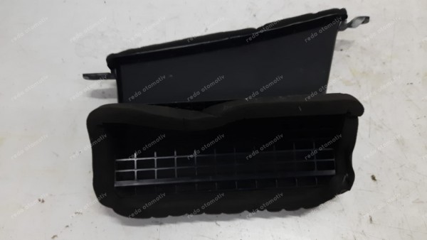 Toyota Yaris Hybrid Havalandırma Kanalı CP (AE-130)