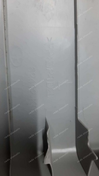 Toyota Yaris Hybrid İç Sütun Trim Sol 62412-K0020 CP (EA-110)