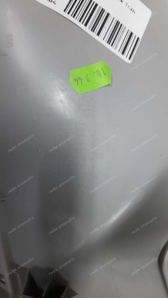 Toyota Yaris Hybrid Arka Sağ Direk Trim 62471-K0020 CP (EA-110)