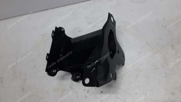 Toyota Yaris Croos Ön Tampon Panel Sol Bağlantı Braketi Saç 57014-K2010 CP (EB-110)