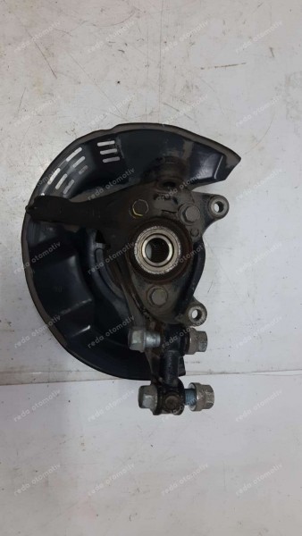 Toyota Yaris Croos Sağ Ön Taşıyıcı Porya  43211-02410 CP (BI-120)