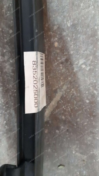 Hyundai Admira Sağ Arka Kapı Cam Kızağı 83520-25000 YP (