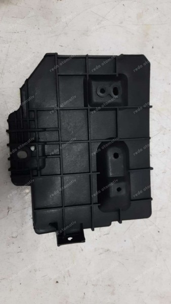 Hyundai Elantra Akü Alt Tablası 37150-2D000 YP (