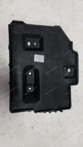 Hyundai Elantra Akü Alt Tablası 37150-2D000 YP (